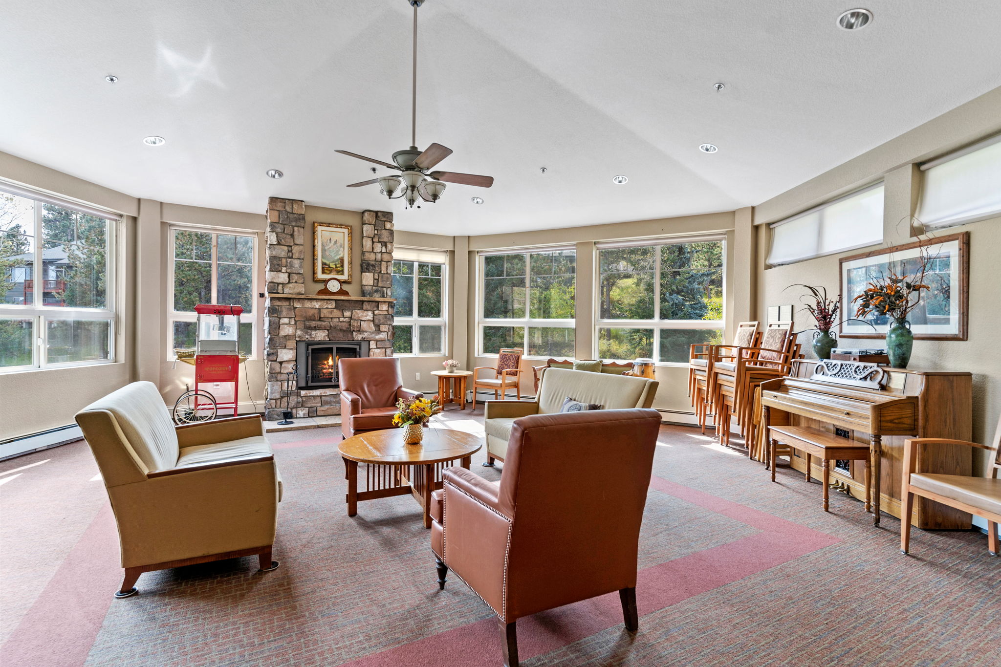 Assisted Living at Elk Run, Evergreen CO, club room