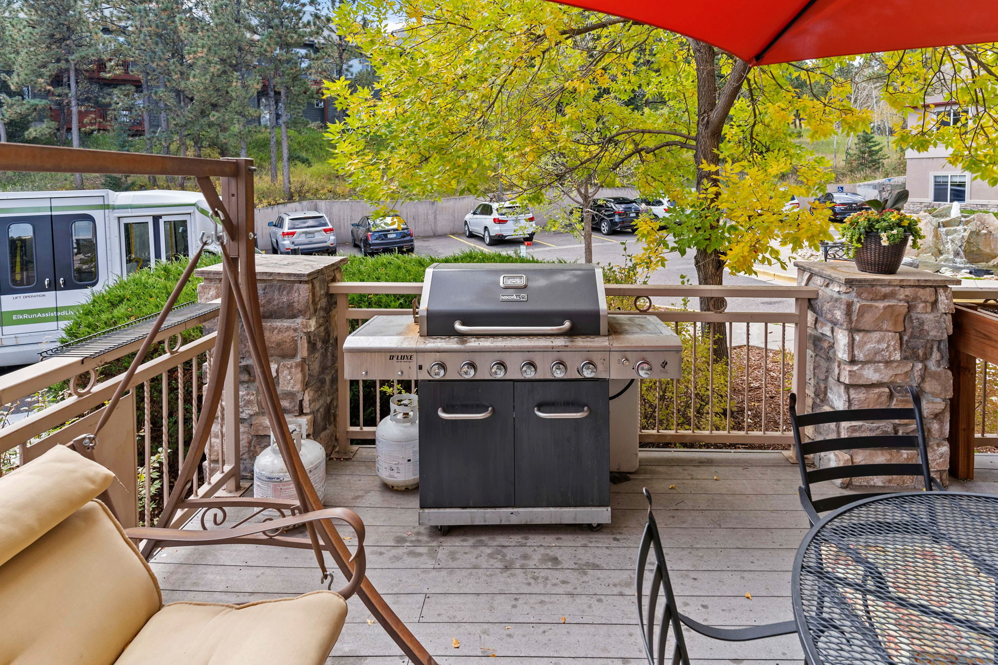 Assisted Living at Elk Run, Evergreen CO, outdoor view